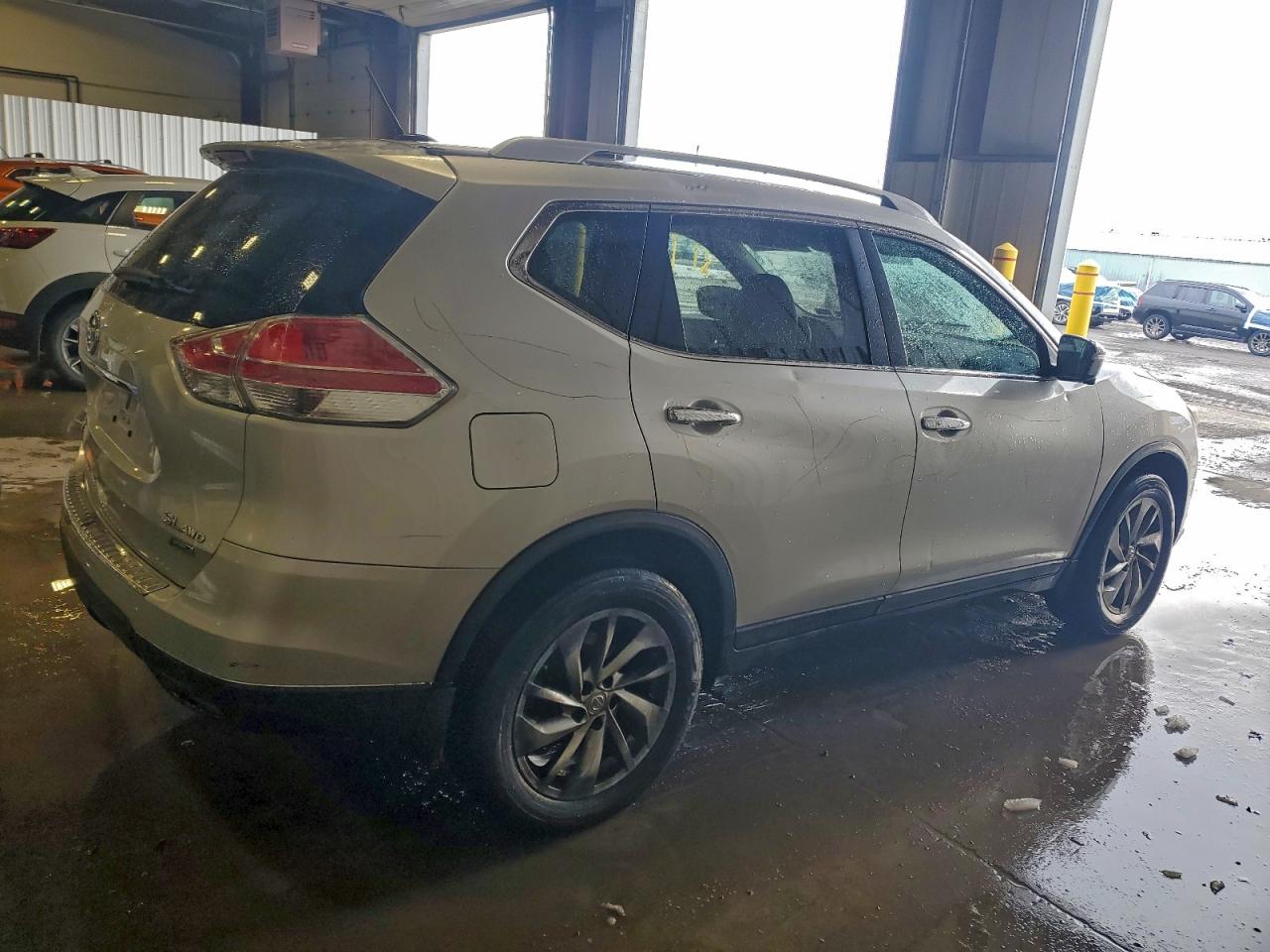 2014 NISSAN ROGUE S photo 3