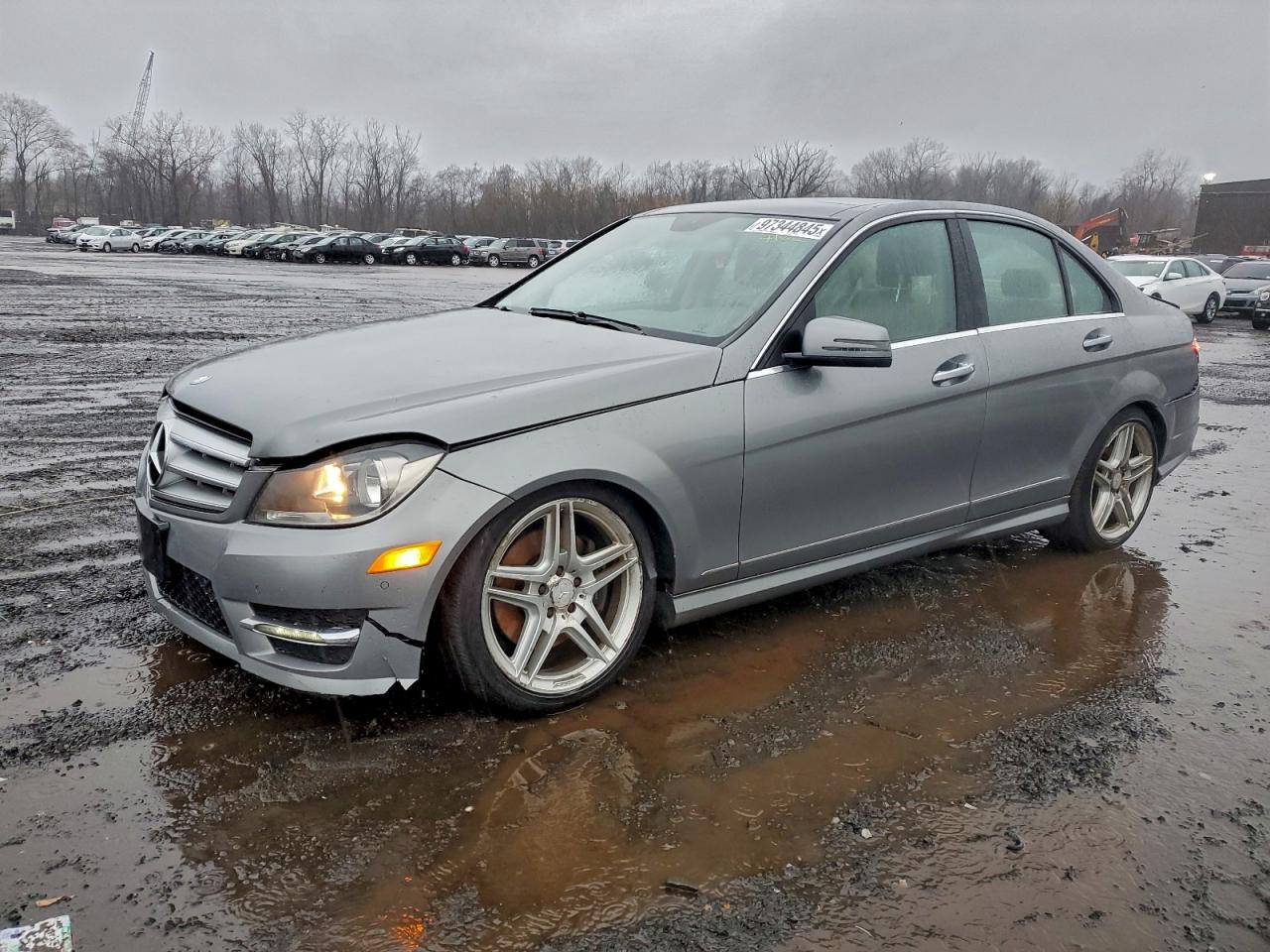 2013 MERCEDES-BENZ C