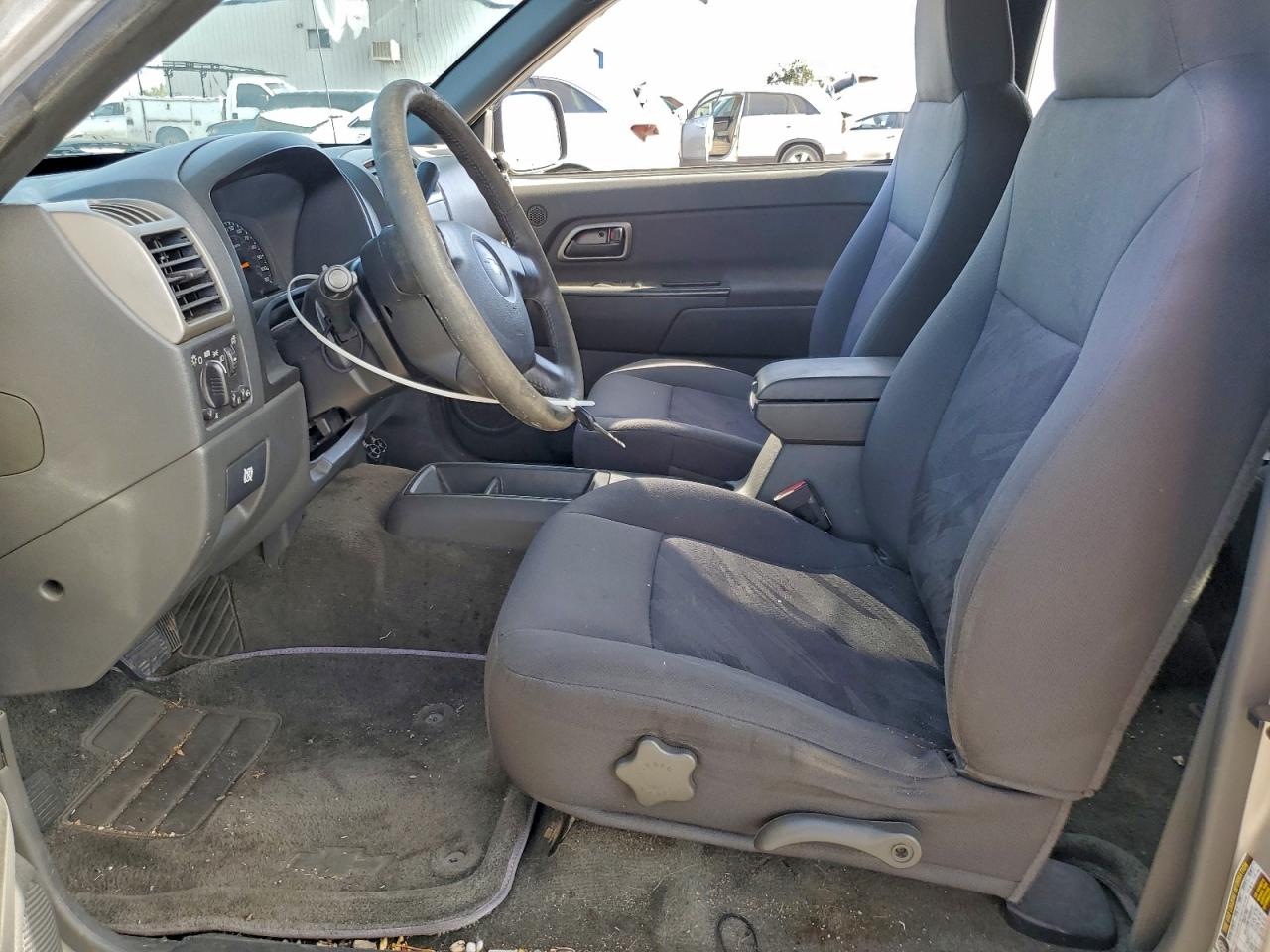 2005 CHEVROLET COLORADO photo 13