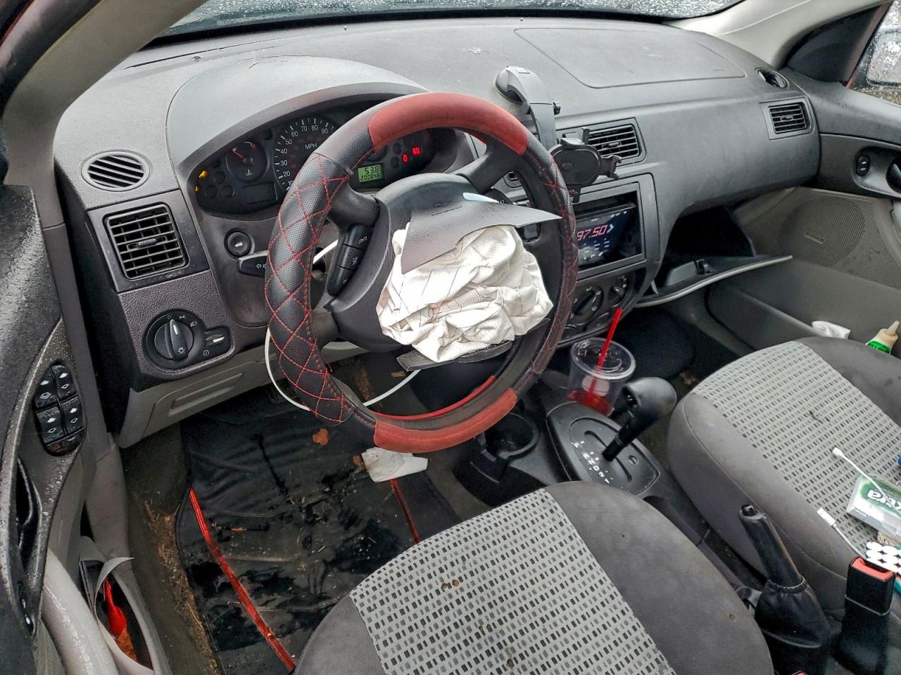 2007 FORD FOCUS ZX4 photo 8