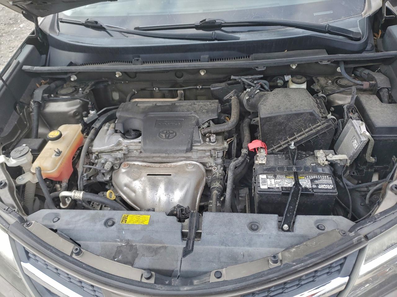 2014 TOYOTA RAV4 XLE photo 12