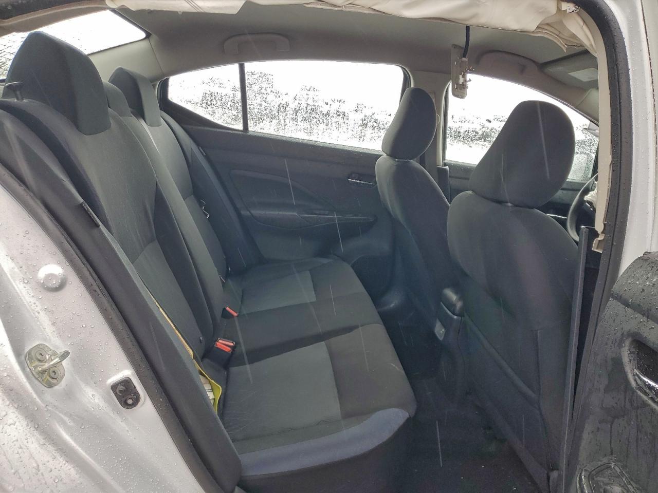 2024 NISSAN VERSA SV photo 10