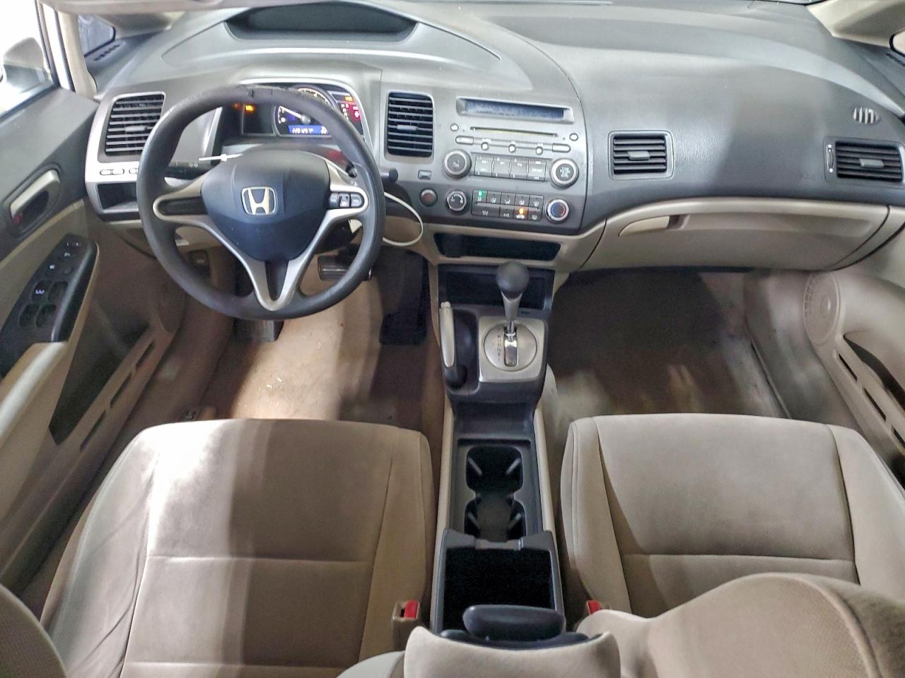 2010 HONDA CIVIC LX photo 8