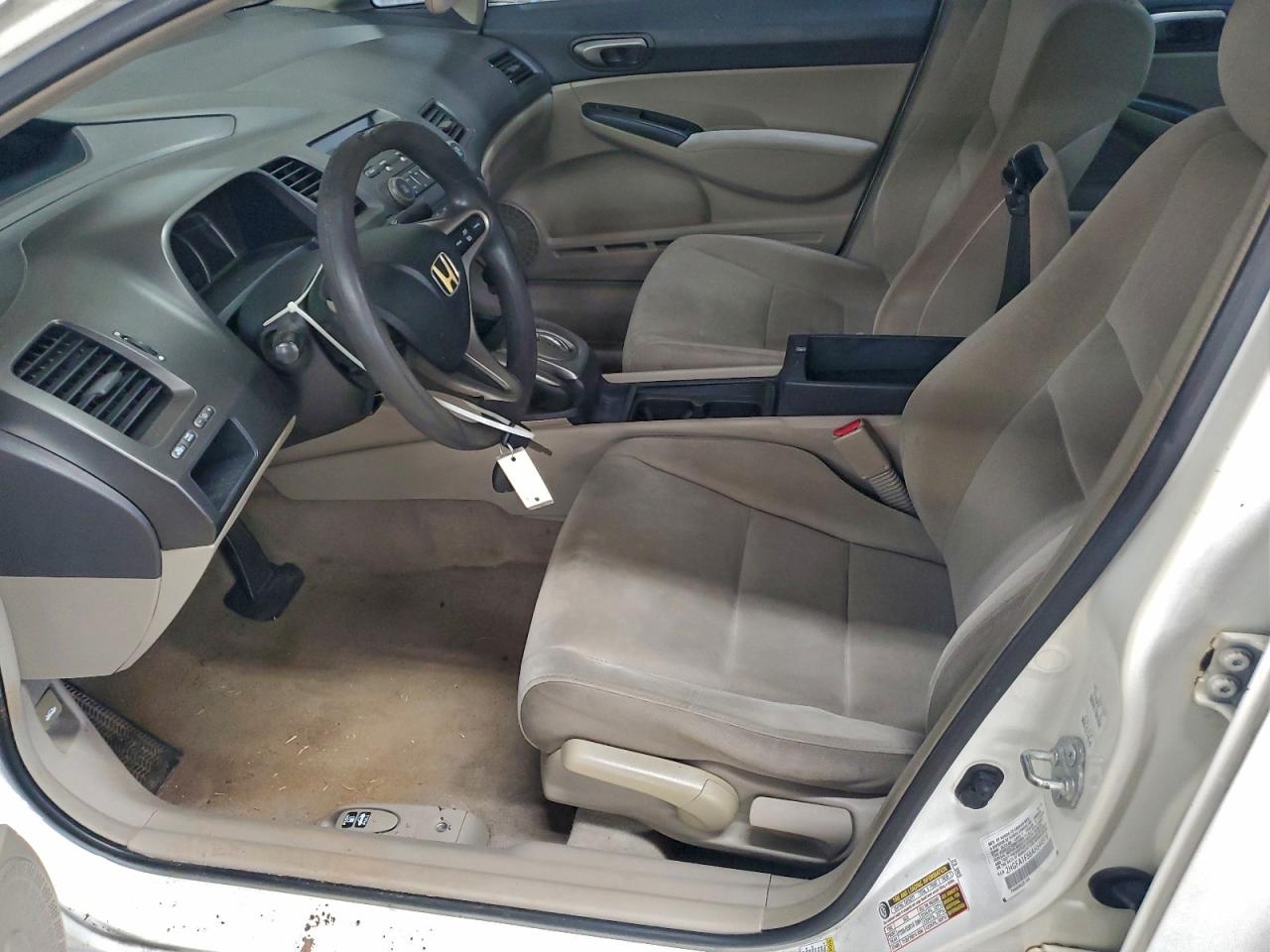 2010 HONDA CIVIC LX photo 7