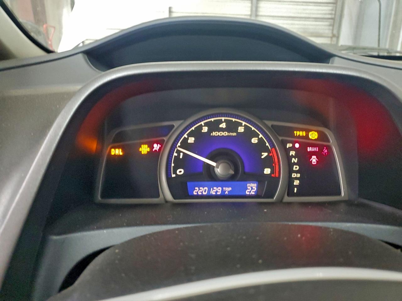 2010 HONDA CIVIC LX photo 9
