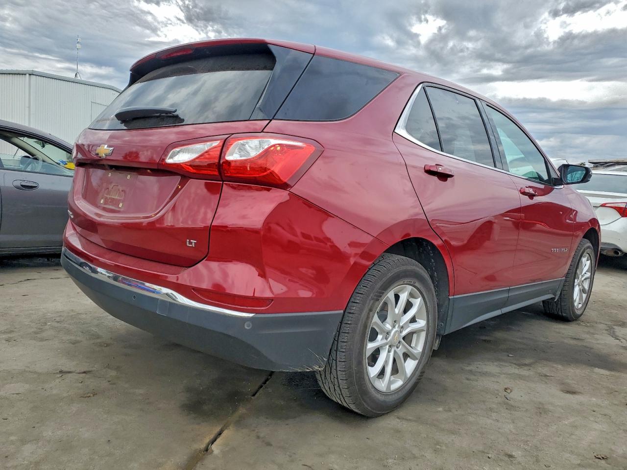 2018 CHEVROLET EQUINOX LT photo 3