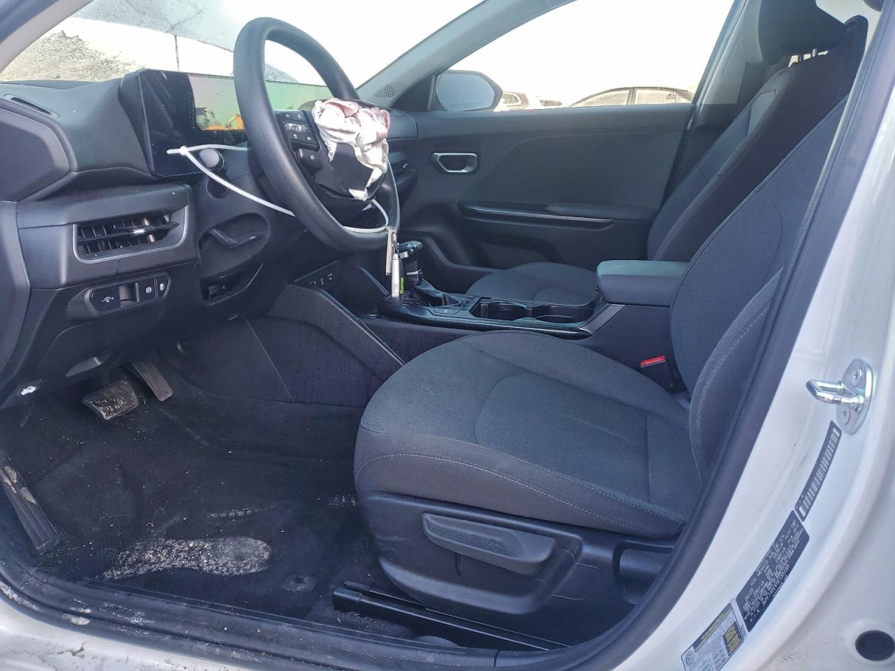 2025 KIA K4 LX photo 7
