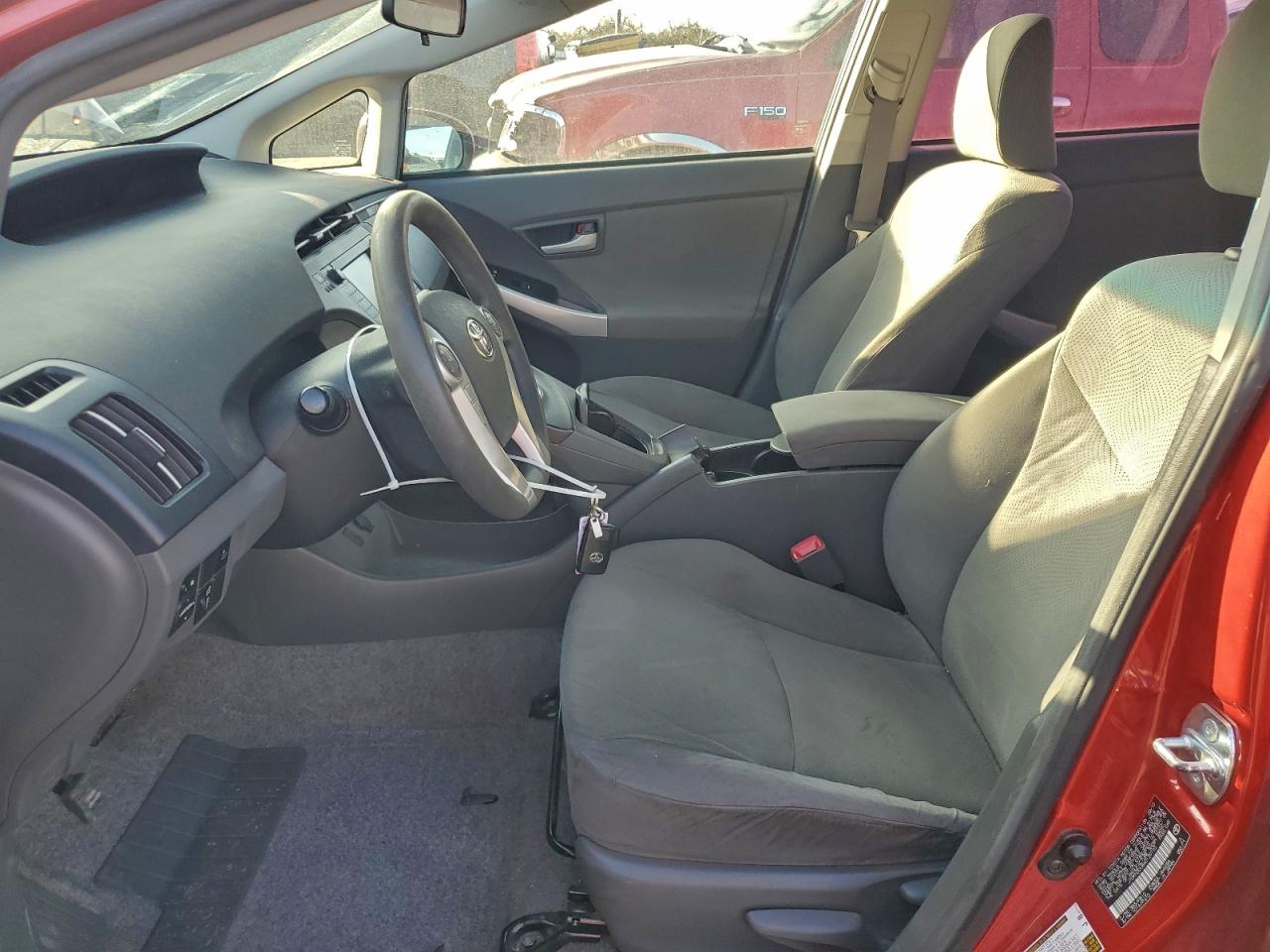 2010 TOYOTA PRIUS photo 19