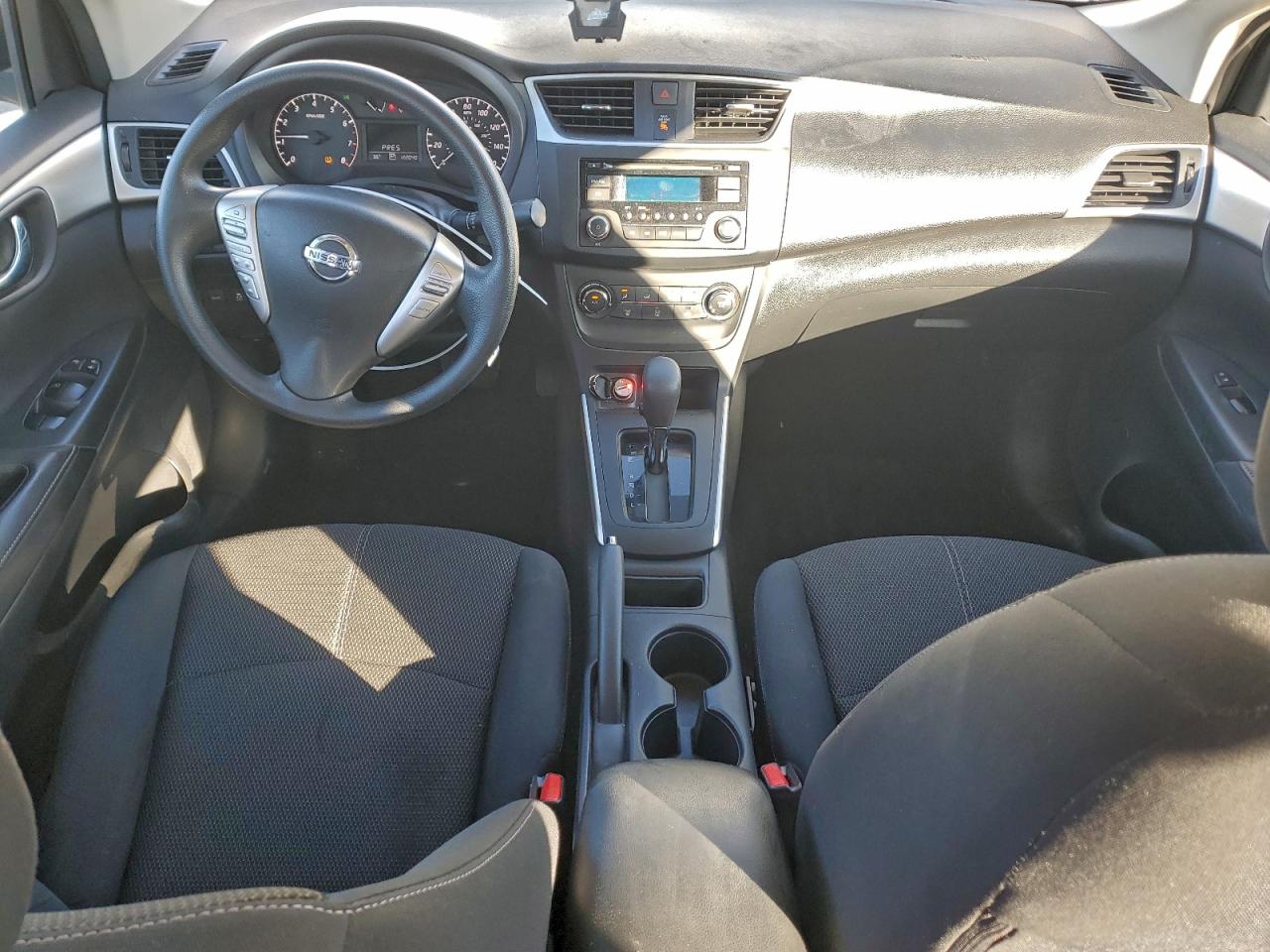 2016 NISSAN SENTRA S photo 15