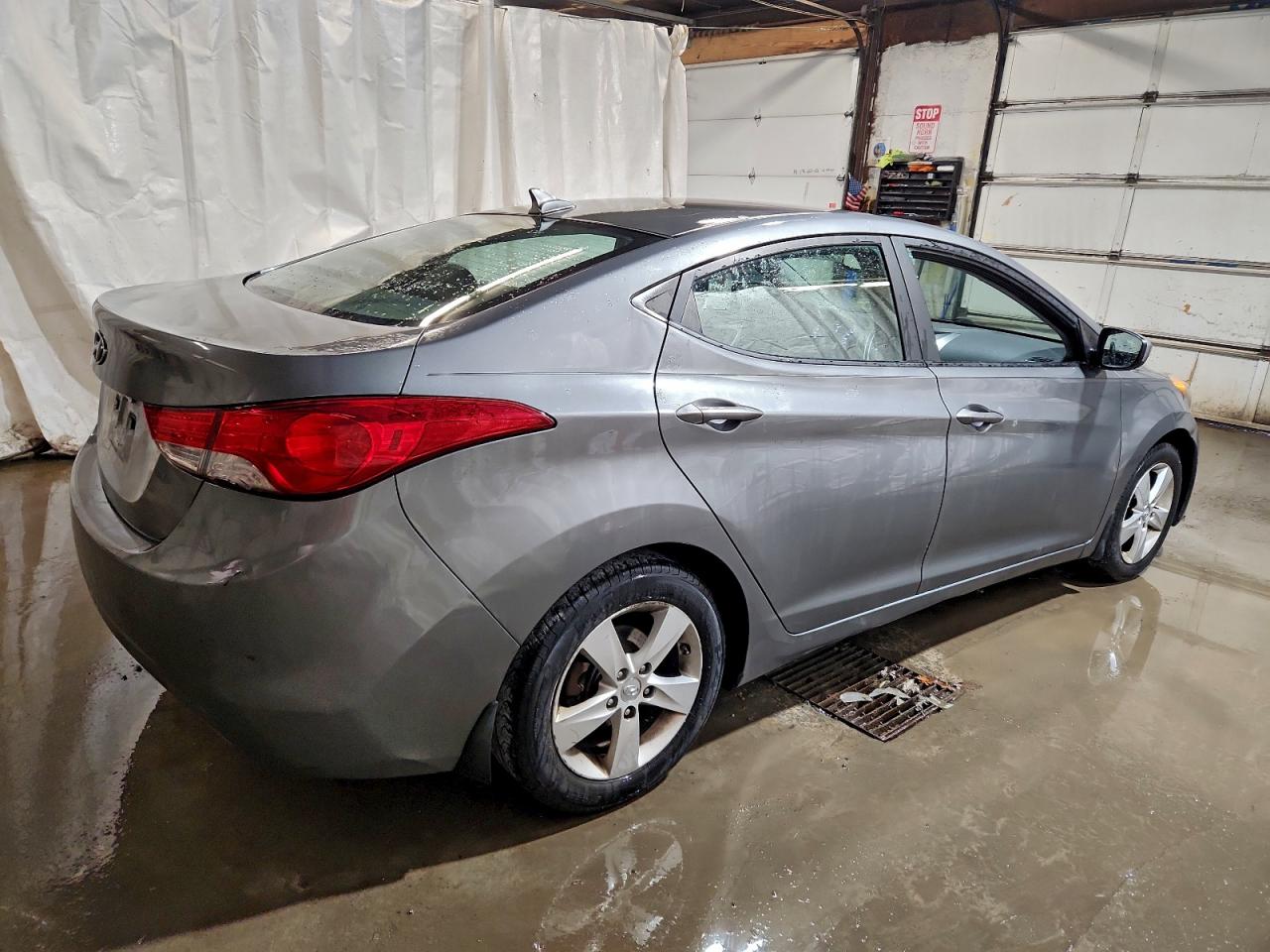 2013 HYUNDAI ELANTRA GLS photo 5