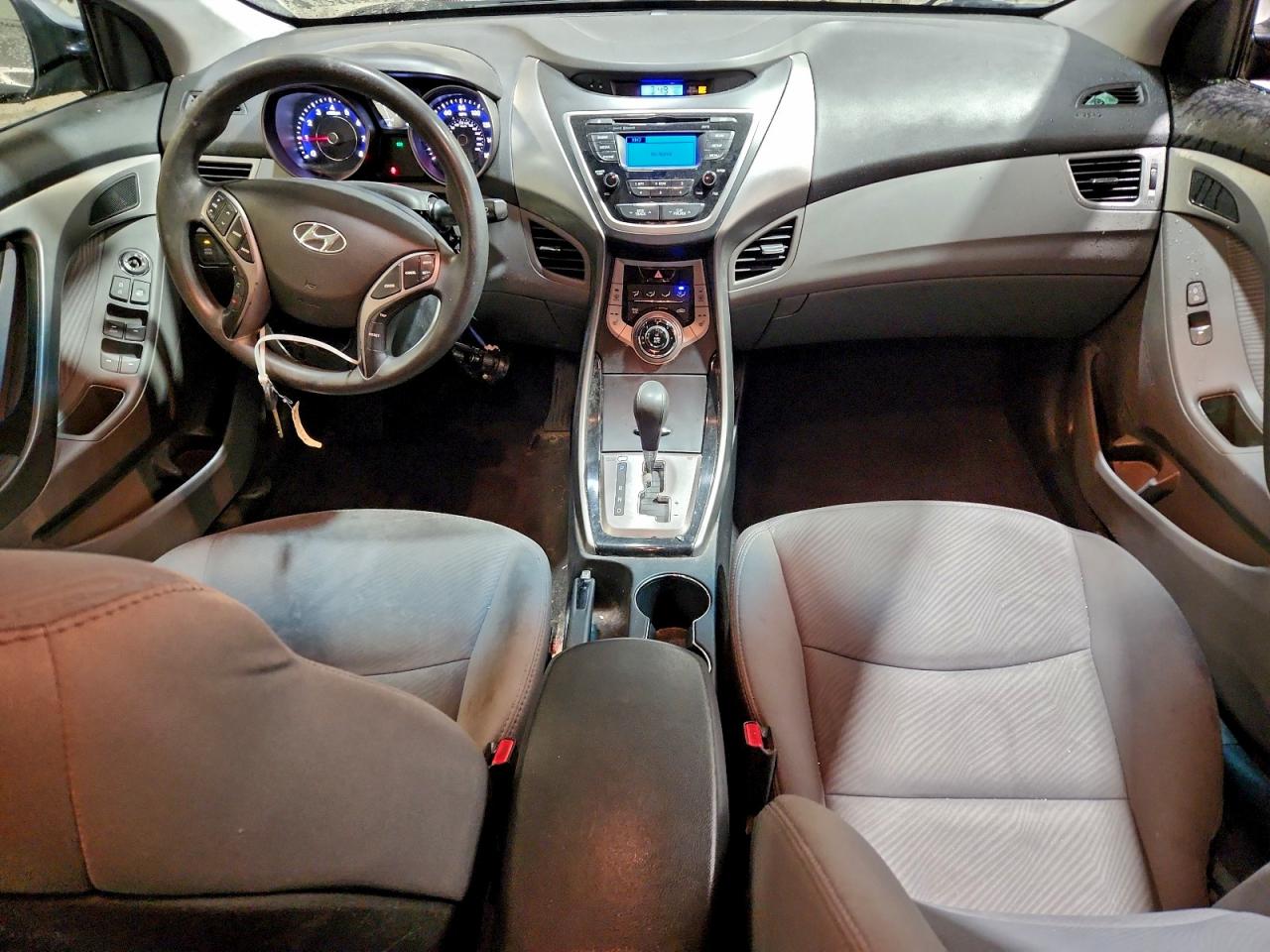 2013 HYUNDAI ELANTRA GLS photo 15