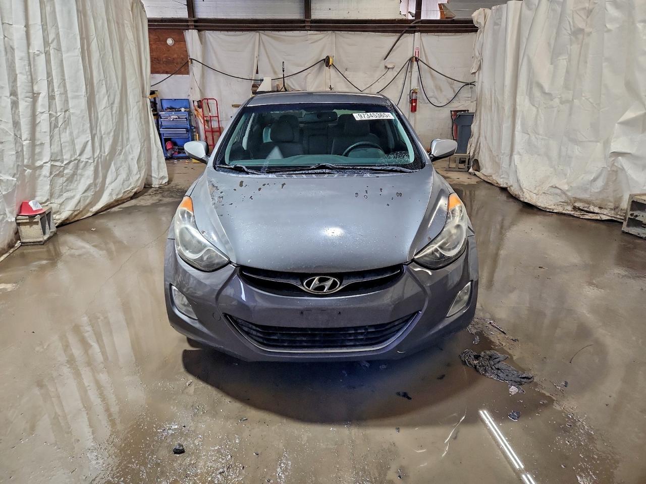 2013 HYUNDAI ELANTRA GLS photo 9