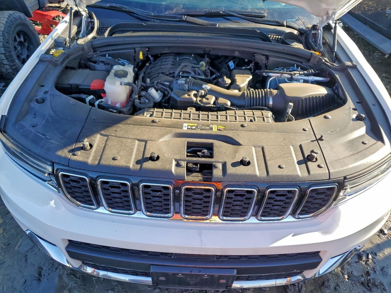 2024 JEEP GRAND CHEROKEE L LIMITED photo 12
