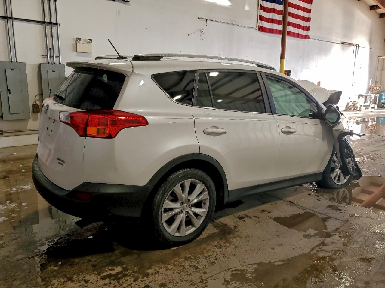 2013 TOYOTA RAV4 LIMITED photo 3