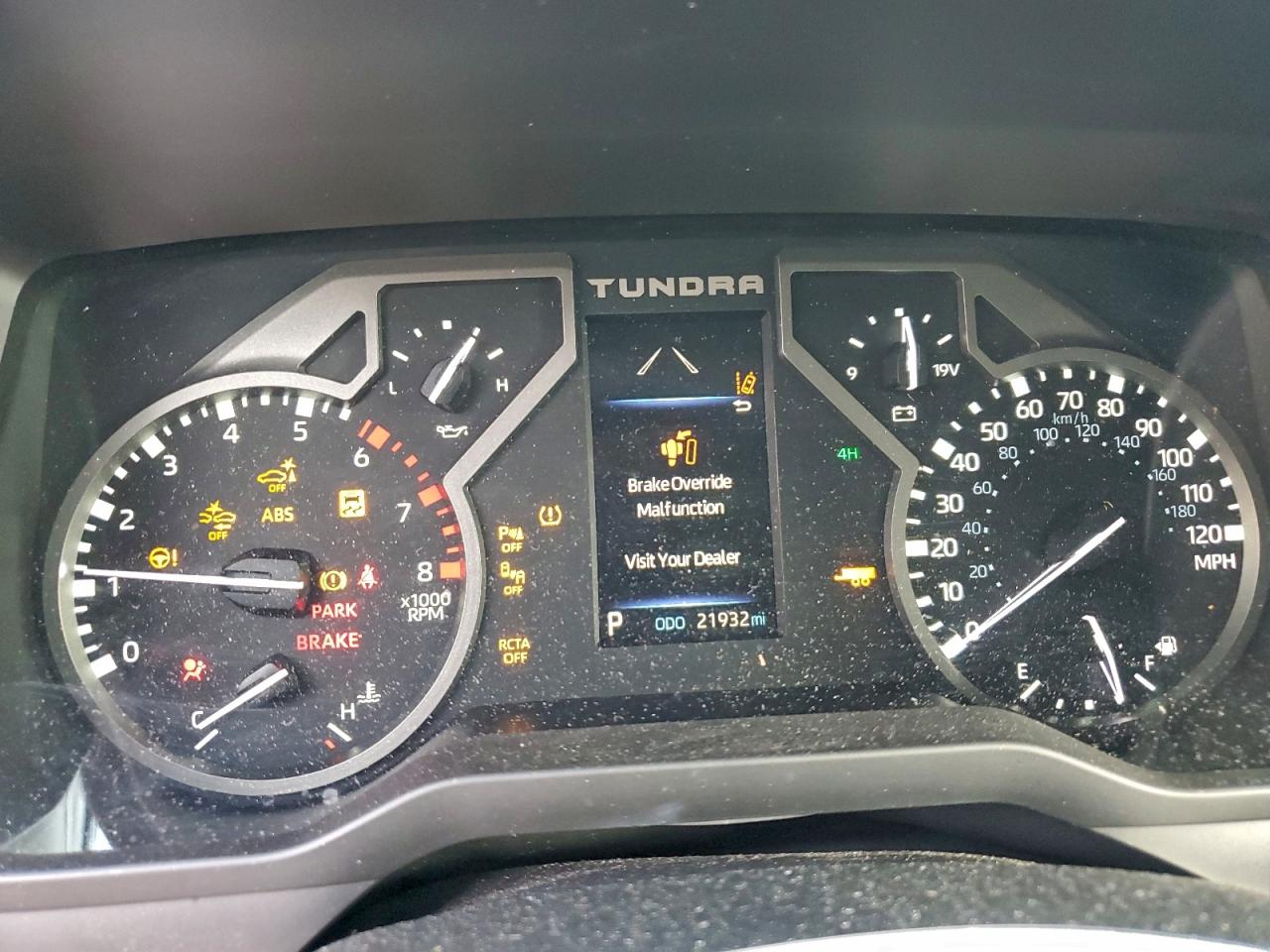 2024 TOYOTA TUNDRA CREWMAX SR5 photo 17