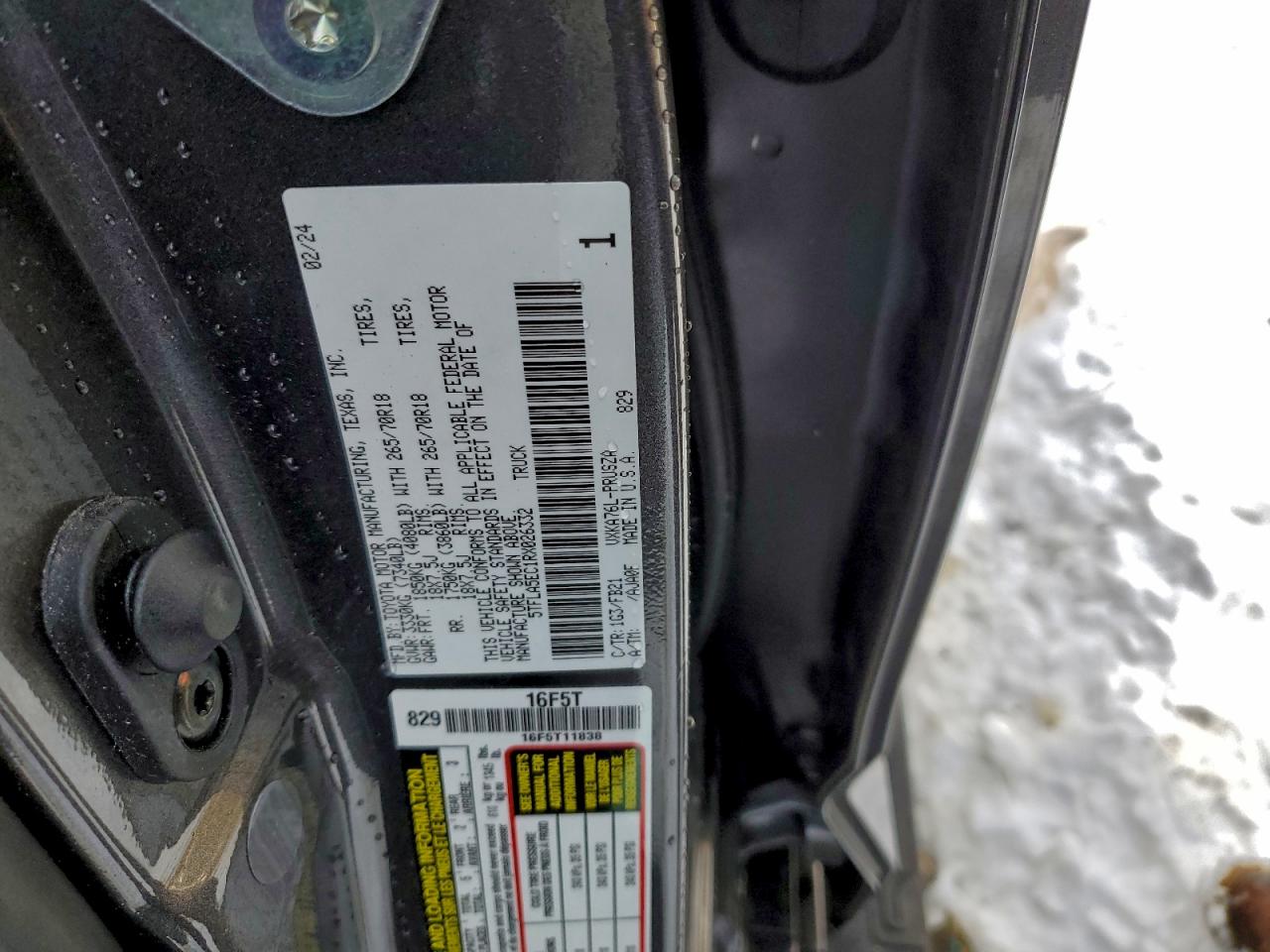2024 TOYOTA TUNDRA CREWMAX SR5 photo 23
