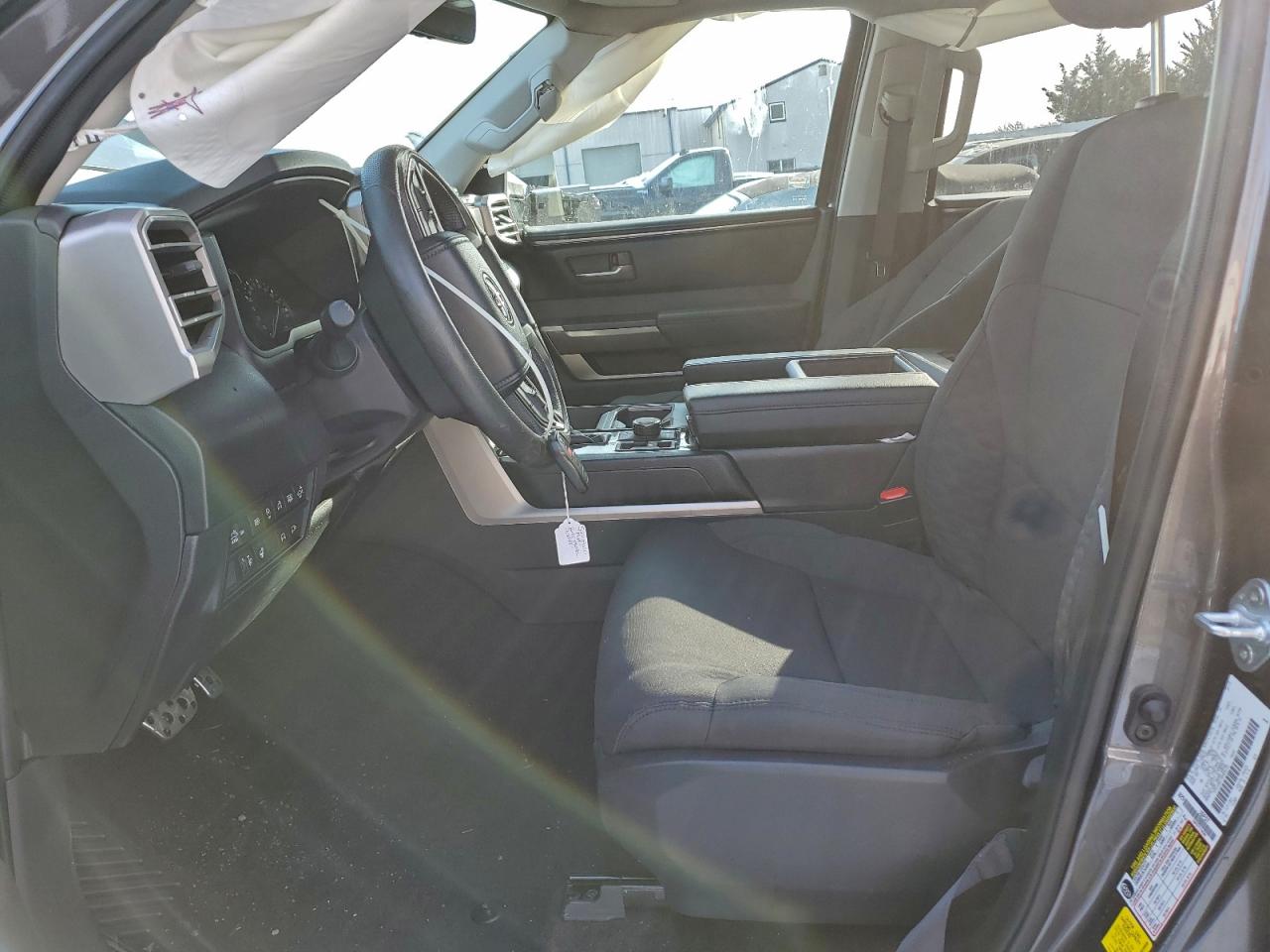 2024 TOYOTA TUNDRA CREWMAX SR5 photo 13