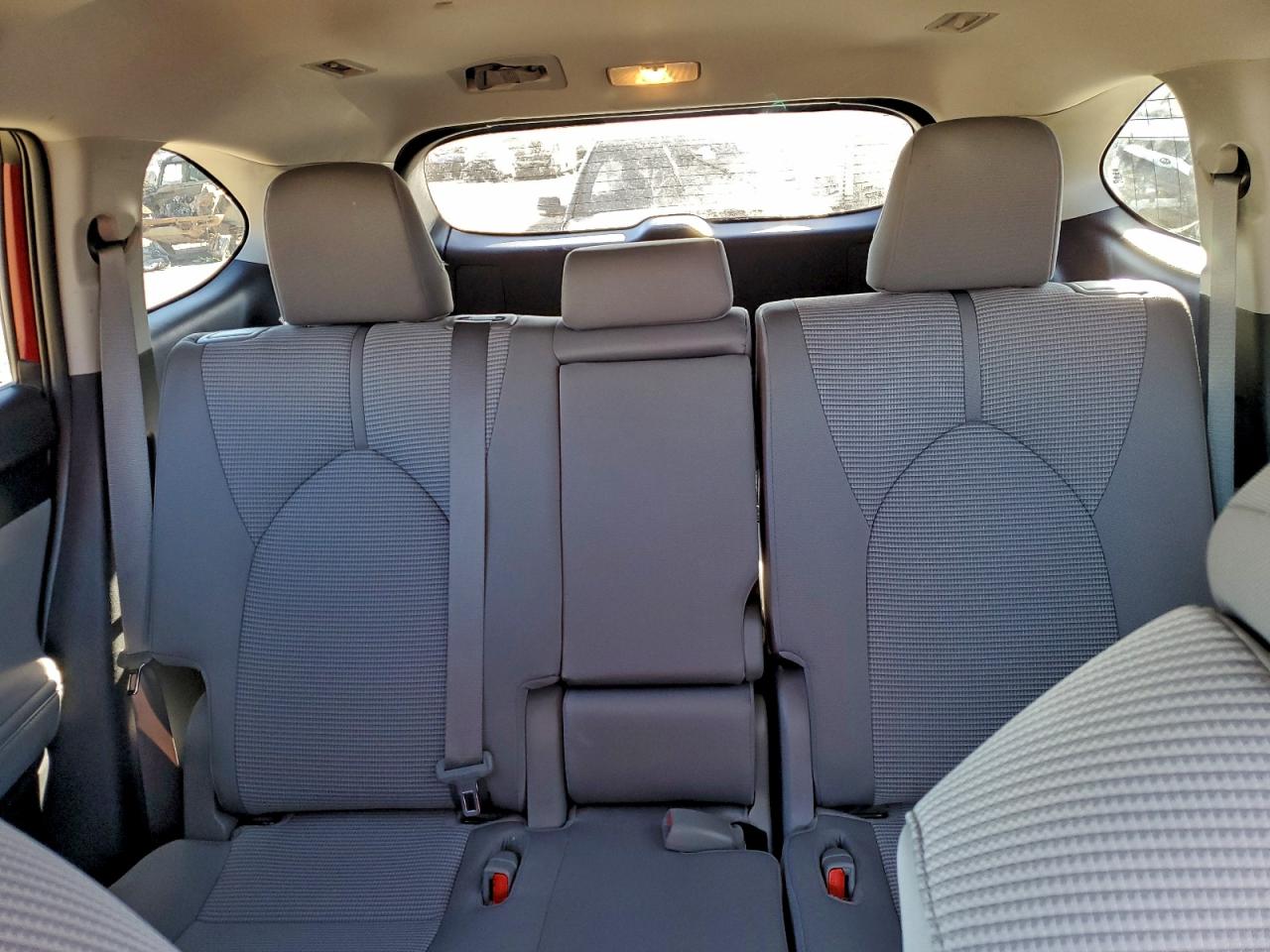 2021 TOYOTA HIGHLANDER L photo 28