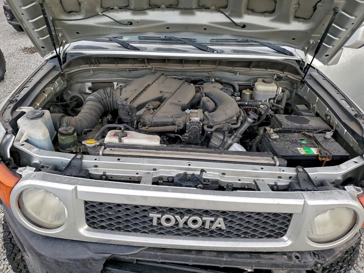 2007 TOYOTA FJ CRUISER photo 12