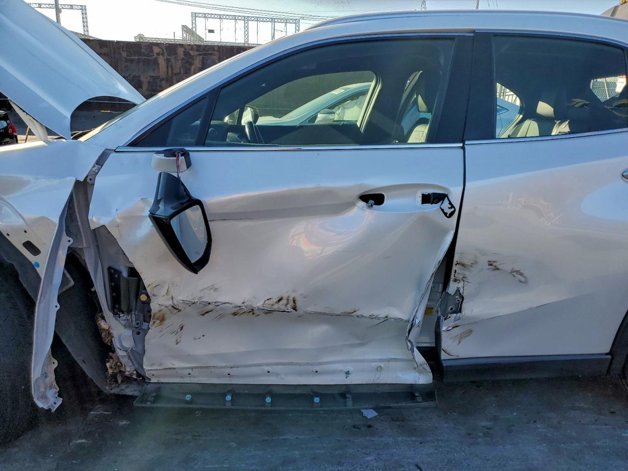 2021 LEXUS UX 200 photo 7