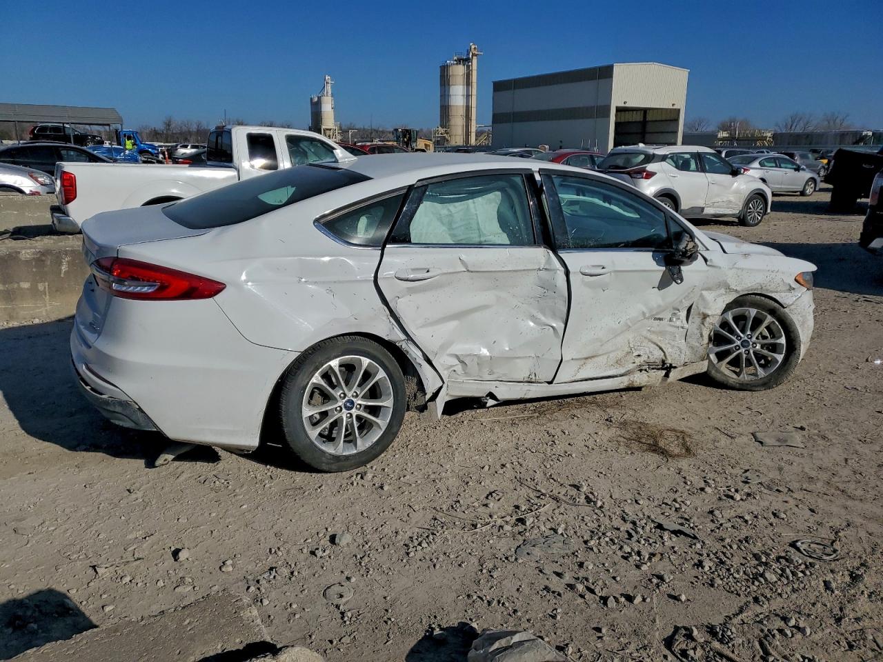2019 FORD FUSION SE photo 3