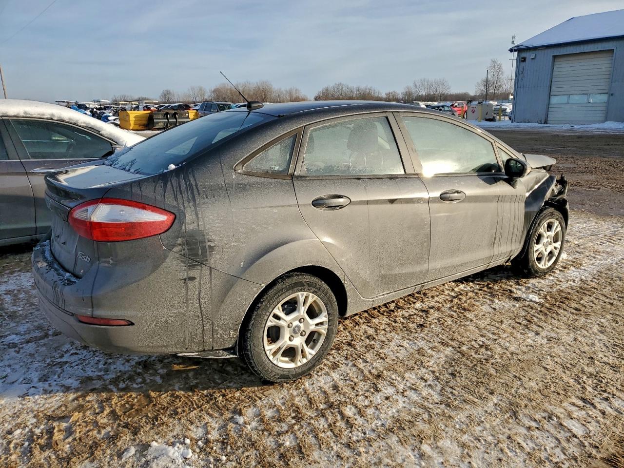 2016 FORD FIESTA SE photo 3