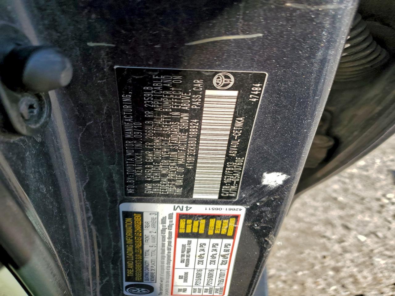 2011 TOYOTA CAMRY BASE photo 23