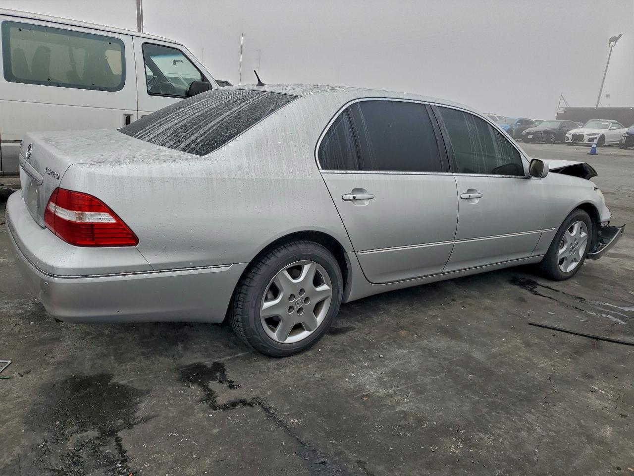 2004 LEXUS LS 430 photo 3