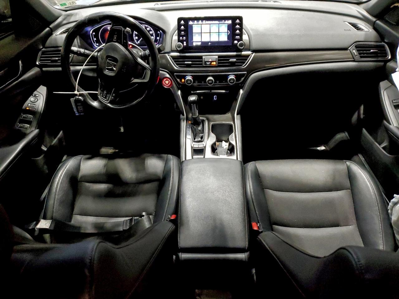 2018 HONDA ACCORD SPORT photo 22