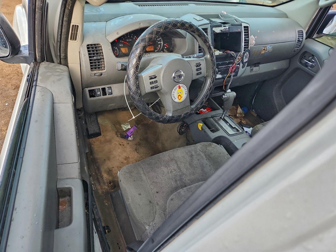 2017 NISSAN FRONTIER S photo 22