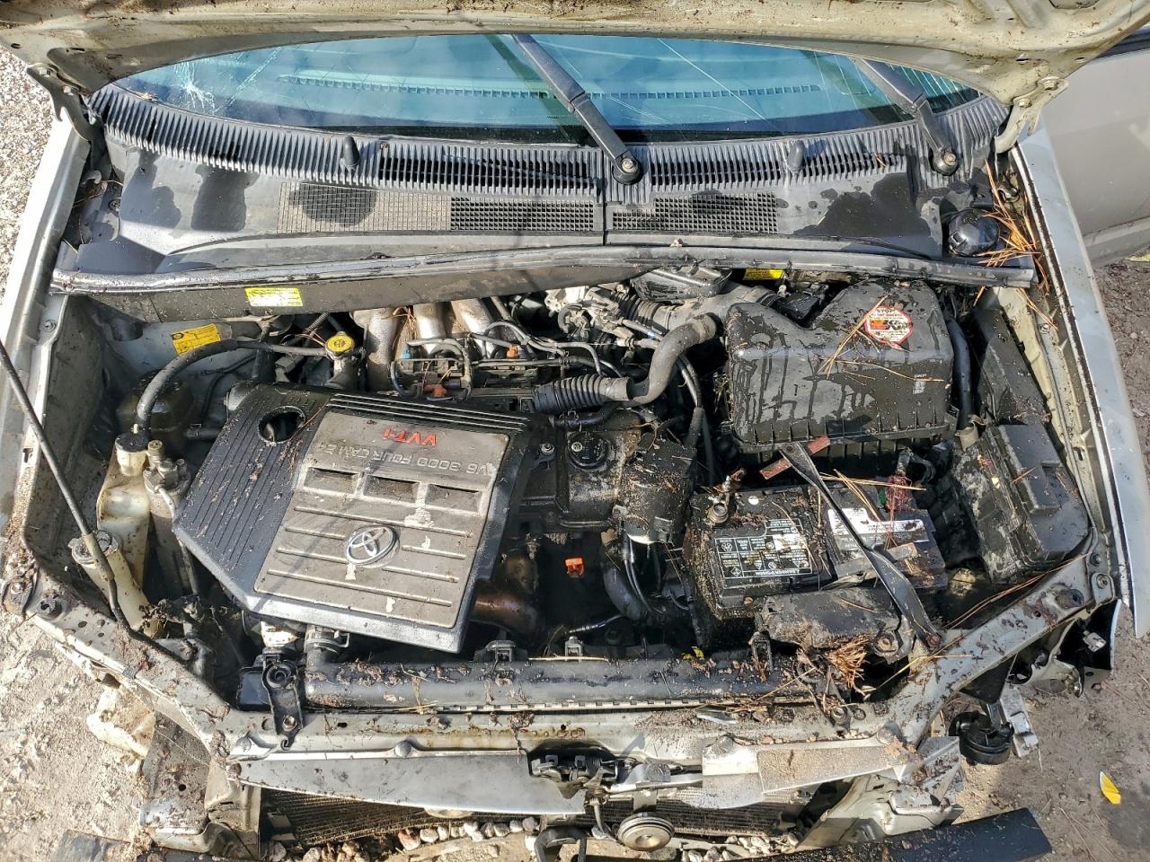 2003 TOYOTA SIENNA LE photo 21