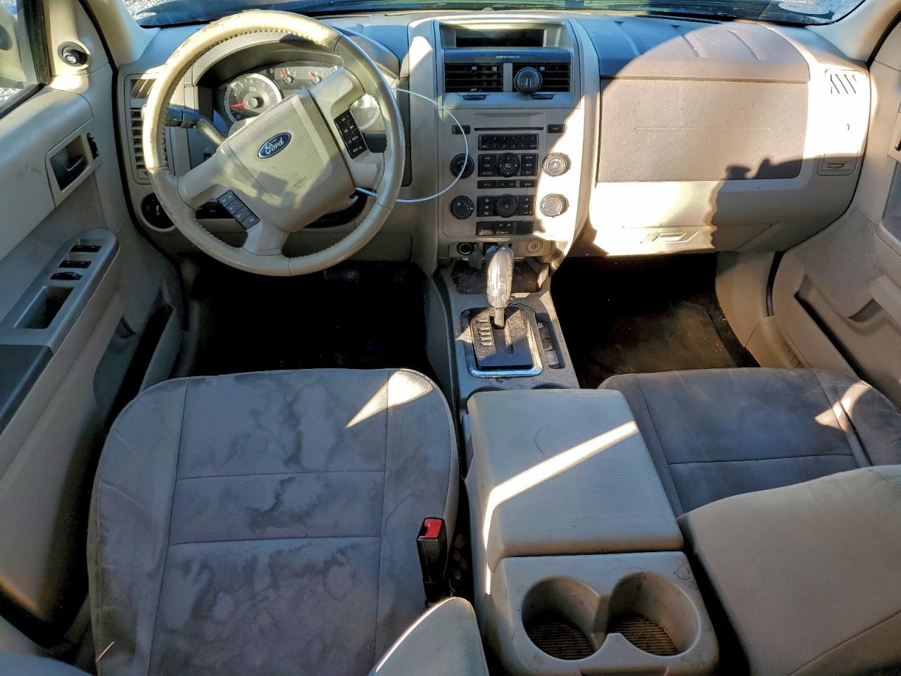2012 FORD ESCAPE XLT photo 15