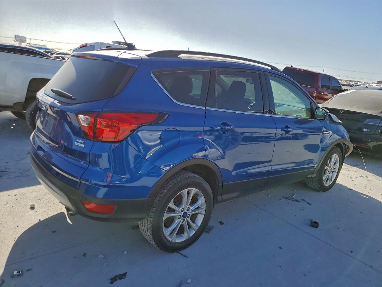 2019 FORD ESCAPE SEL photo 7
