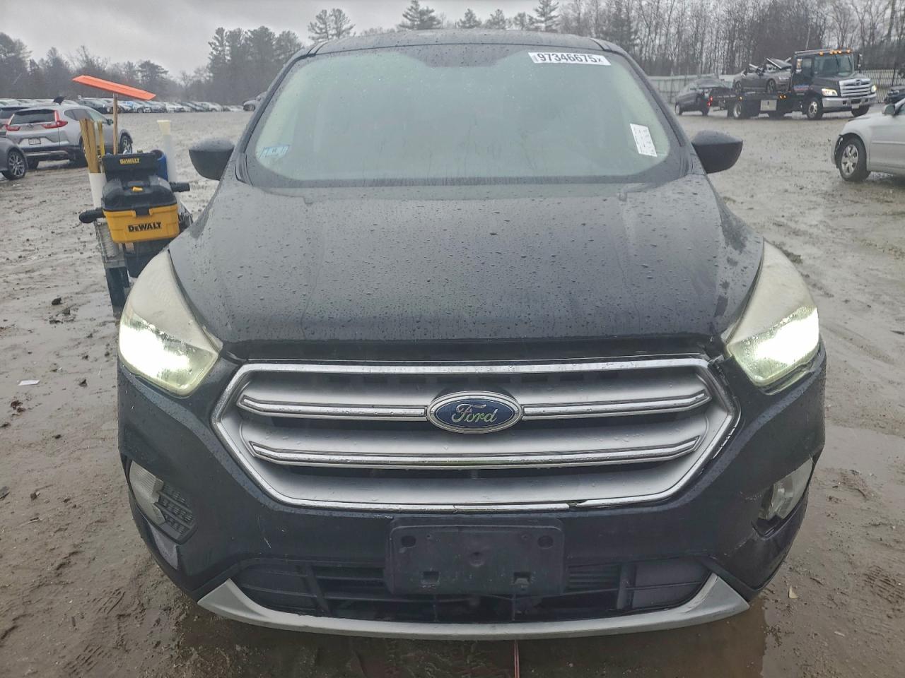 2017 FORD ESCAPE SE photo 5