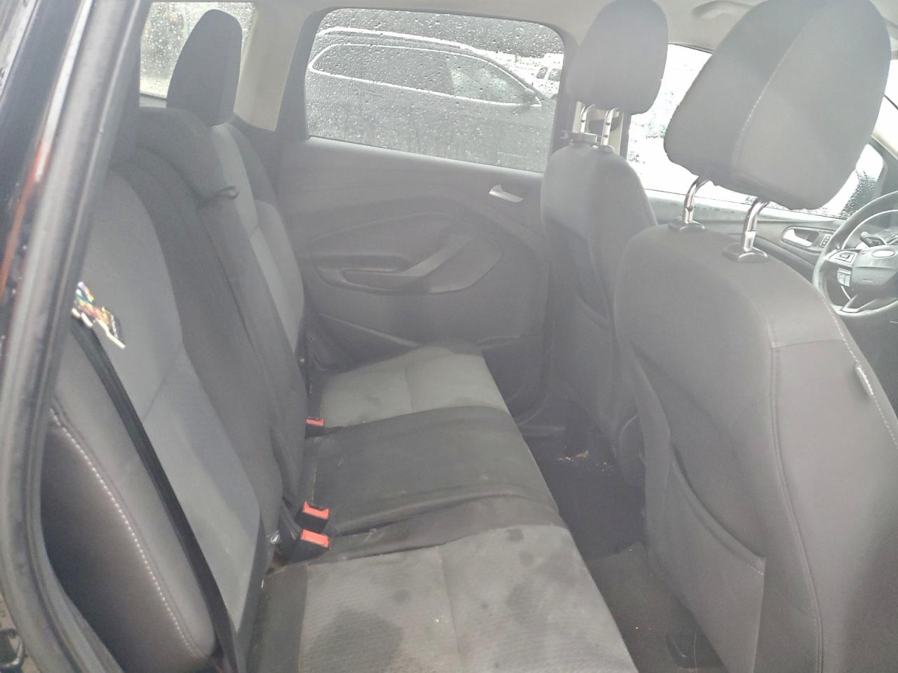2017 FORD ESCAPE SE photo 11