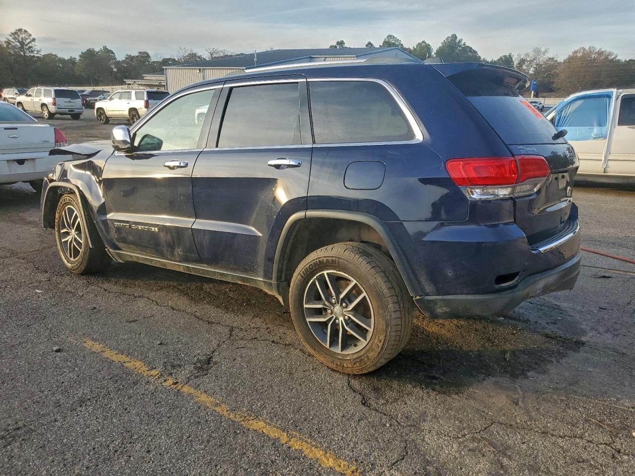 2018 JEEP GRAND CHEROKEE LIMITED photo 2