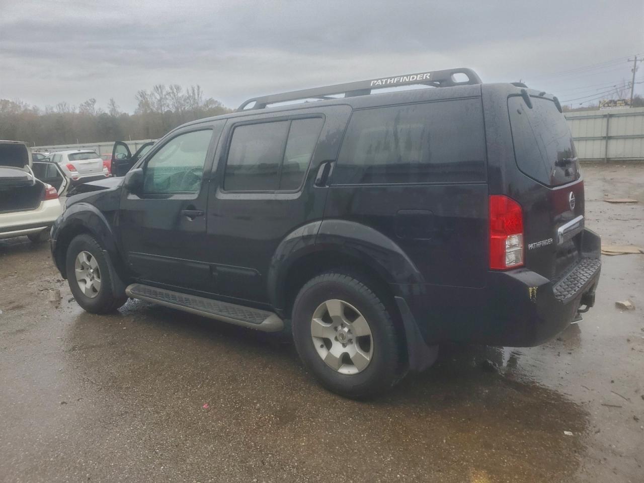 2006 NISSAN PATHFINDER S photo 2