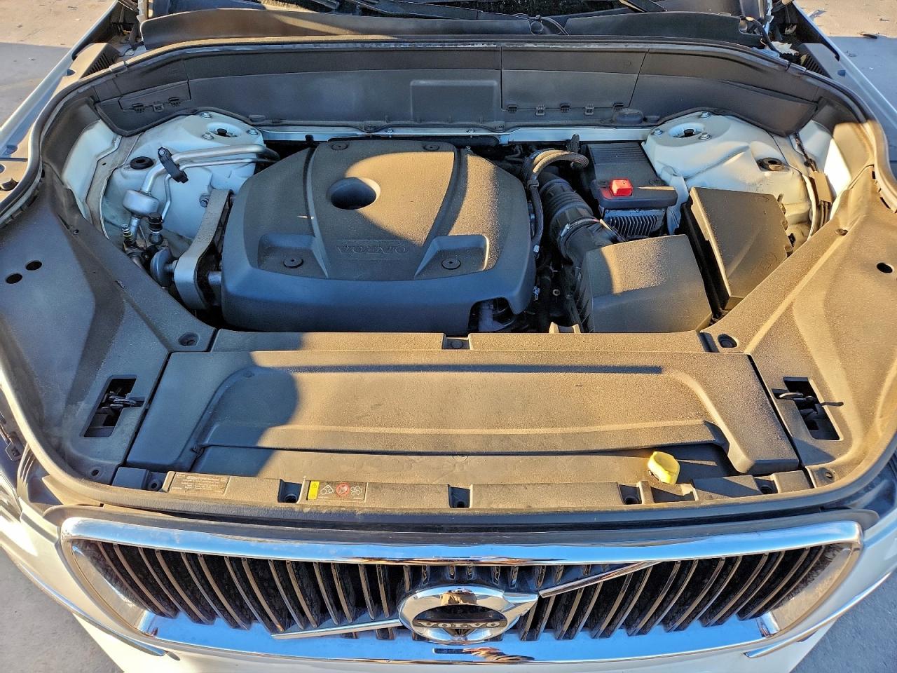 2018 VOLVO XC90 T6 photo 23