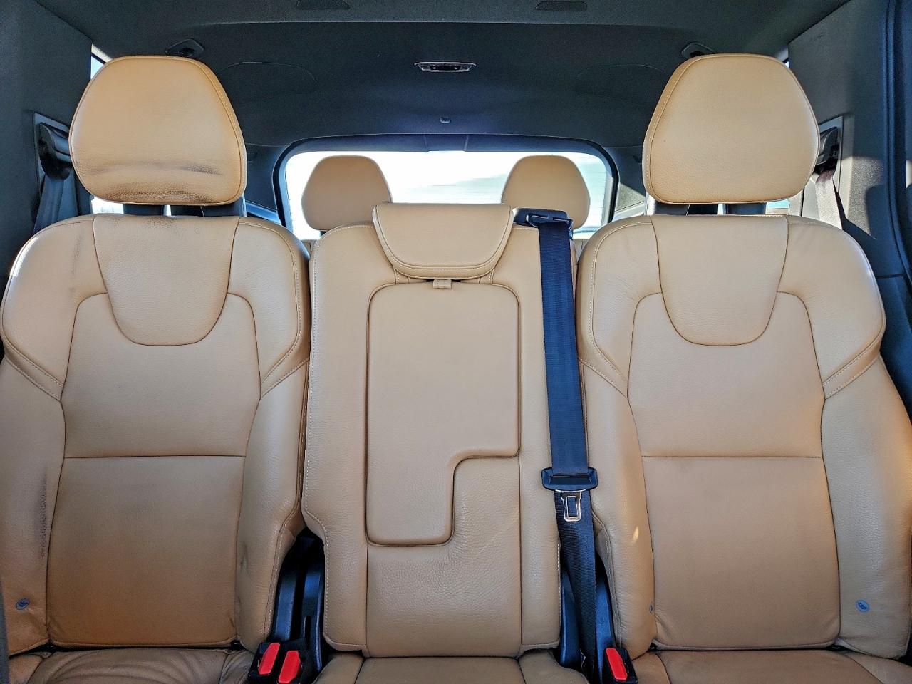 2018 VOLVO XC90 T6 photo 19