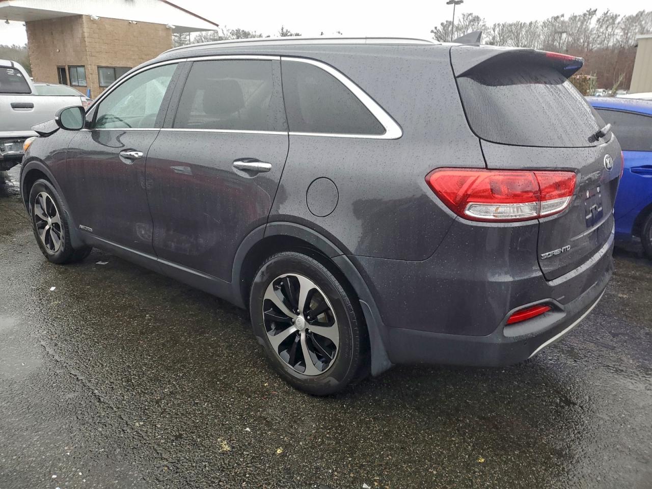 2017 KIA SORENTO EX photo 3
