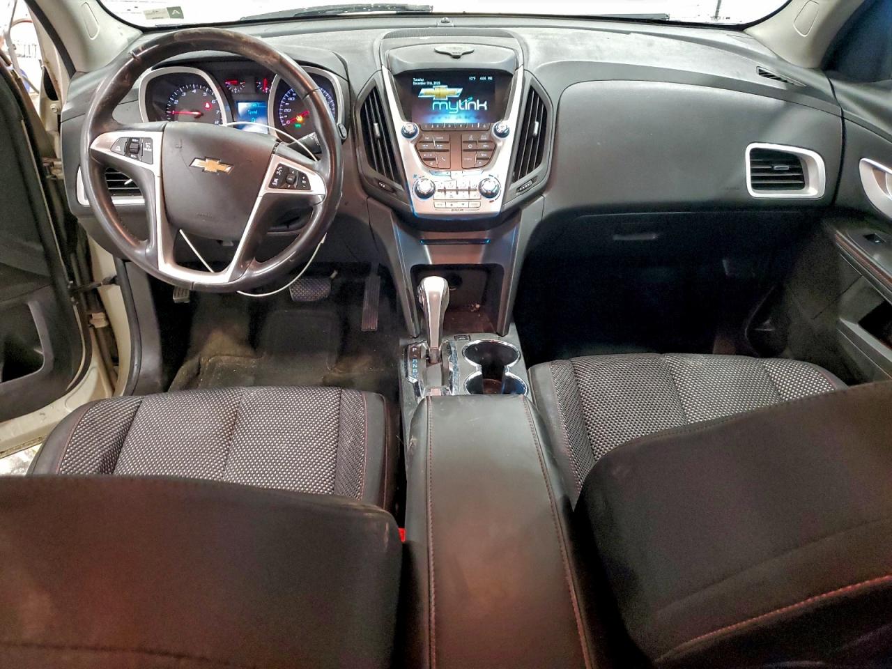 2015 CHEVROLET EQUINOX LT photo 8