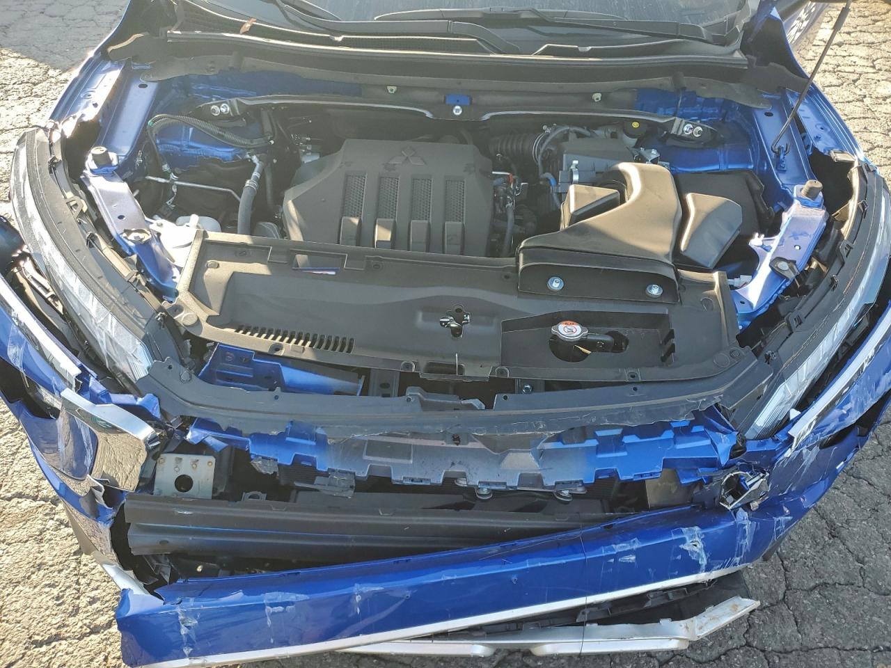 2025 MITSUBISHI ECLIPSE CROSS SE photo 12