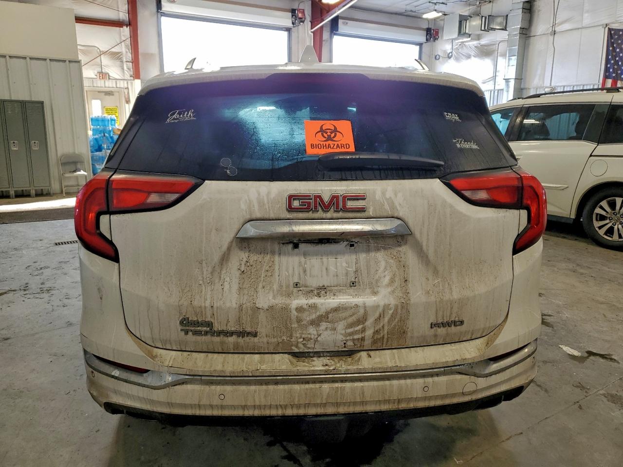 2019 GMC TERRAIN DENALI photo 11