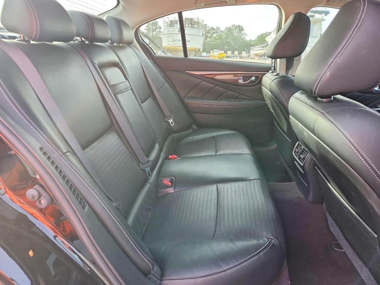 2015 INFINITI Q50 HYBRID PREMIUM photo 28