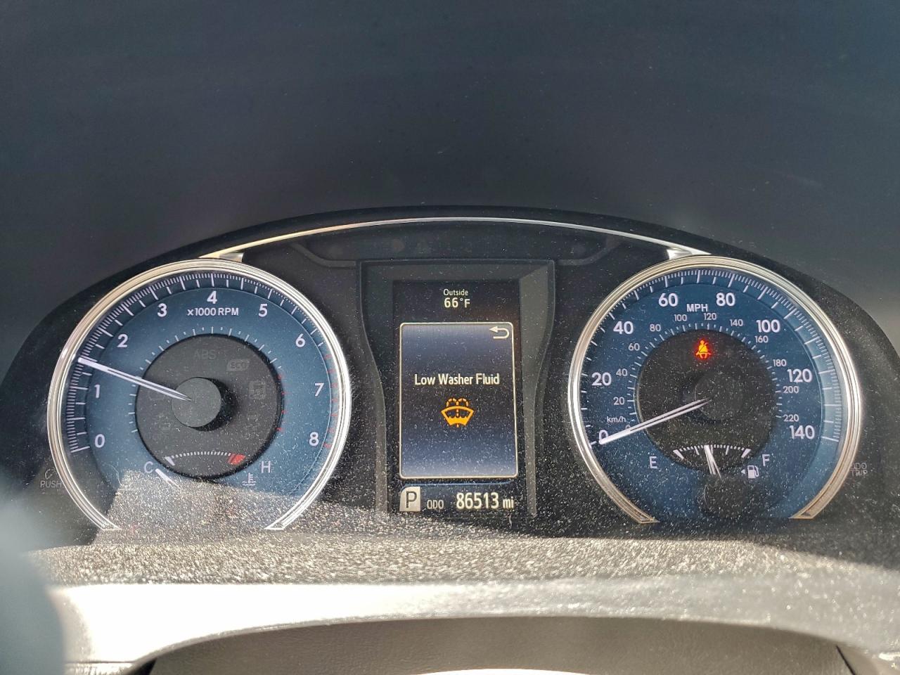 2016 TOYOTA CAMRY LE photo 9