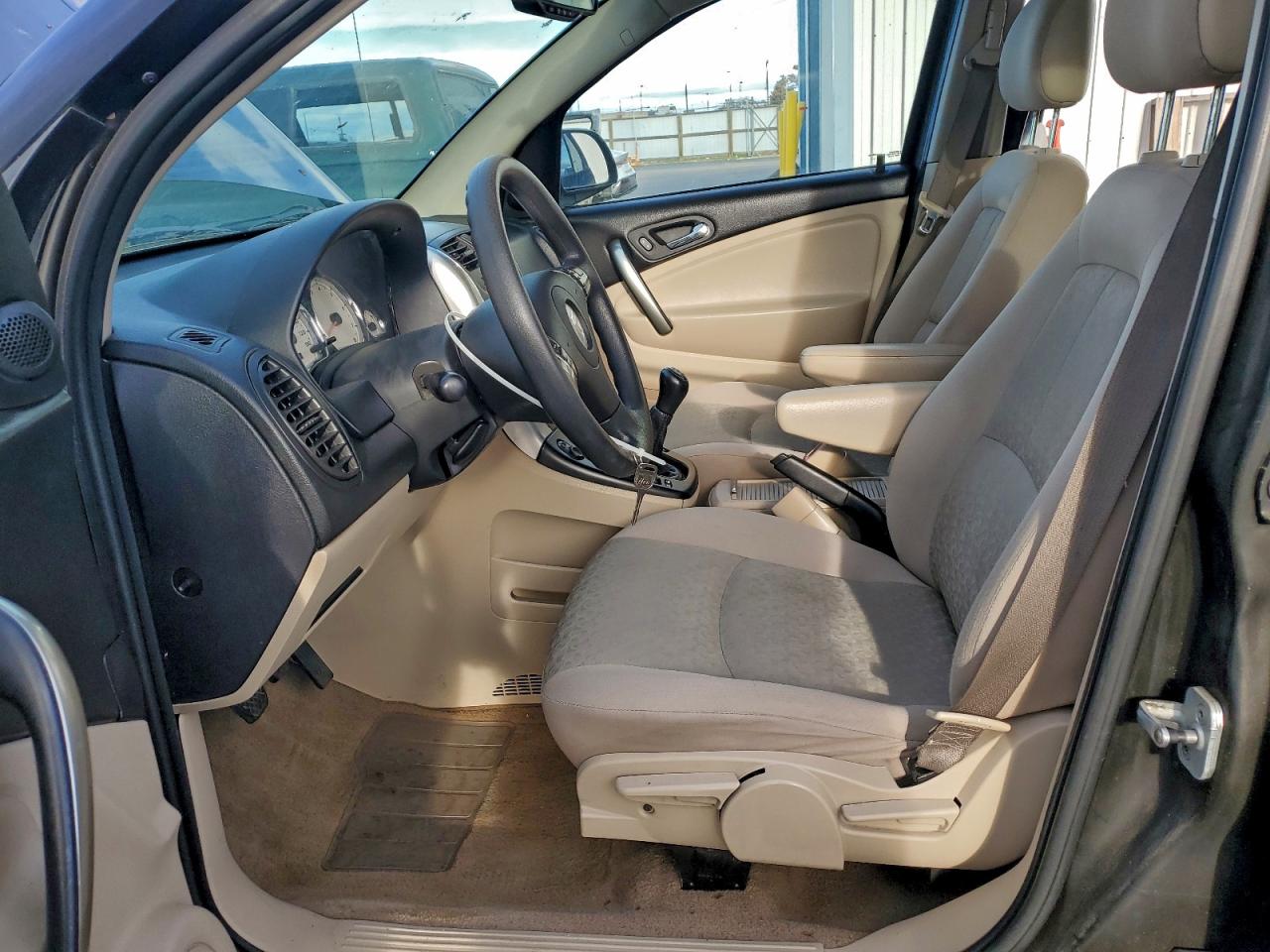 2007 SATURN VUE photo 7