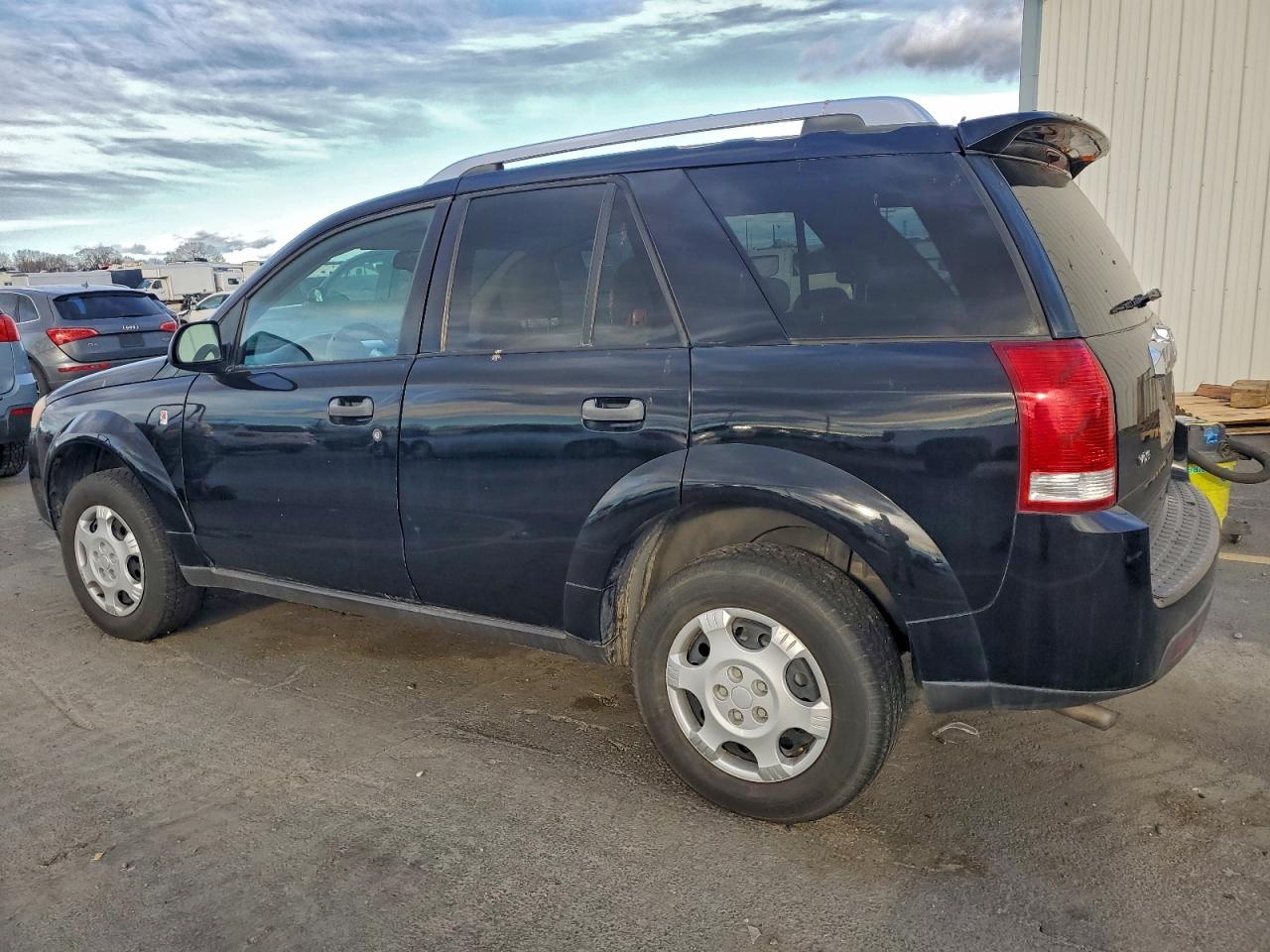 2007 SATURN VUE photo 2