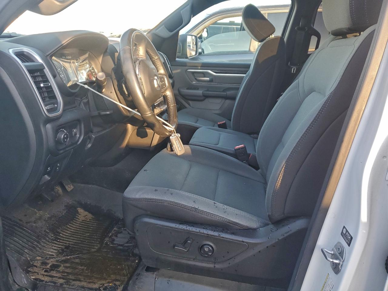 2021 RAM 1500 BIG HORN/LONE STAR photo 7