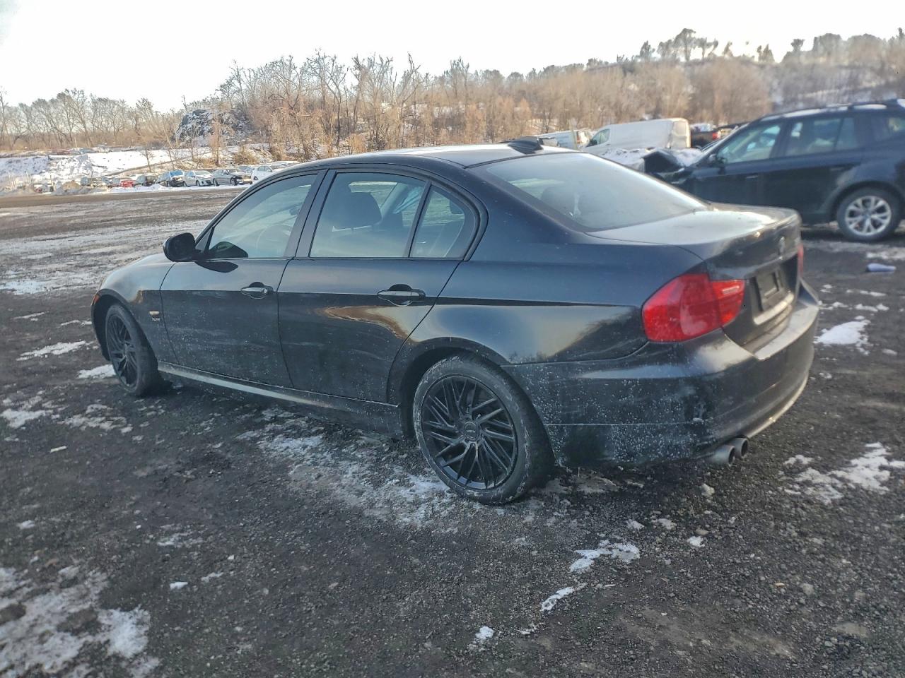 2011 BMW 328 XI SULEV photo 2