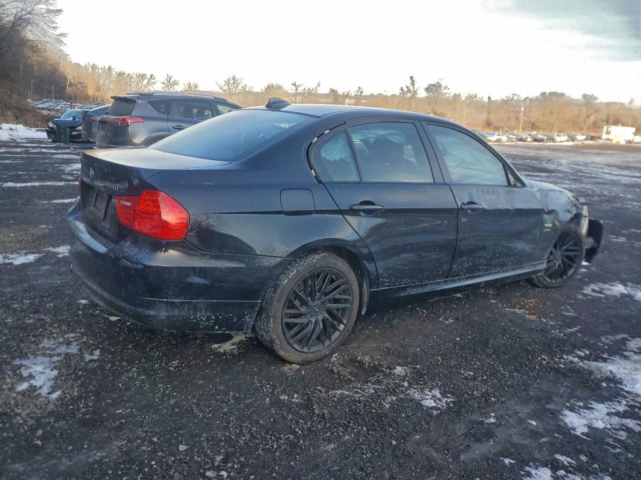 2011 BMW 328 XI SULEV photo 3